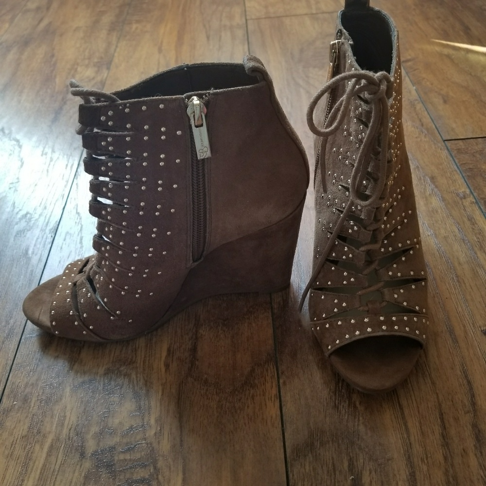 New Jessica Simpson boots on heel, wedges, platfor